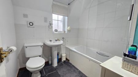 2 bedroom Semi-detached house for sale in Bramling Way, Sleaford, NG34