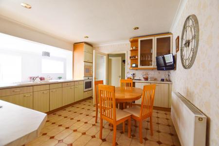 2 bedroom Bungalow for sale in Carres Square, Billinghay, LN4