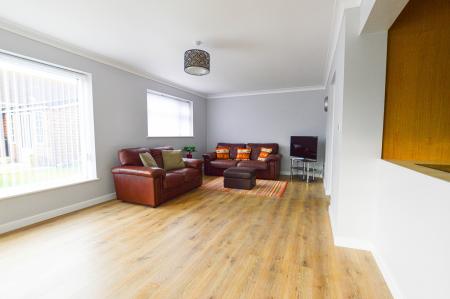 2 bedroom Bungalow for sale in Carres Square, Billinghay, LN4