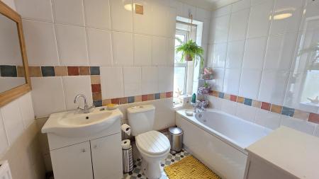 3 bedroom Detached house for sale in Church Lane, Timberland, LN4