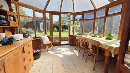 3 bedroom Detached house for sale in Church Lane, Timberland, LN4