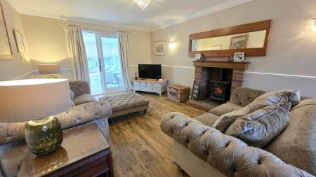 4 bedroom Detached house for sale in Clay Hill Road, Sleaford, NG34