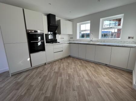 3 bedroom Semi-detached house for sale in Dunson Road, Metheringham, LN4