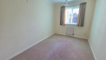 3 bedroom Detached bungalow for sale in Elmtree Road, Ruskington, NG34