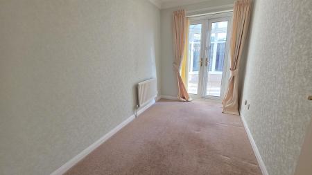 3 bedroom Detached bungalow for sale in Elmtree Road, Ruskington, NG34