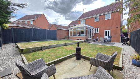 4 bedroom Detached house for sale in Finch Drive, Sleaford, NG34