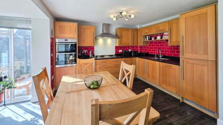 4 bedroom Detached house for sale in Hampden Way, Greylees, Sleaford, NG34