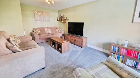 4 bedroom Detached house for sale in Hampden Way, Greylees, Sleaford, NG34