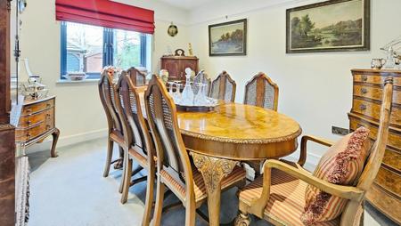 4 bedroom Detached house for sale in High Street, Walcott - Lincolnshire, LN4