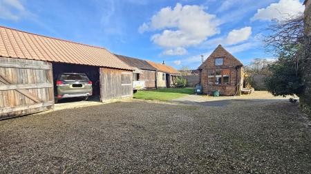 3 bedroom Detached bungalow for sale in High Street, Ruskington, NG34