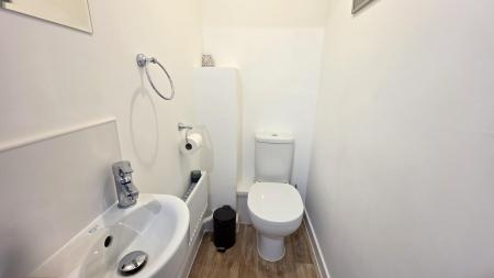 3 bedroom Detached house for sale in Knight Close, Holdingham, NG34