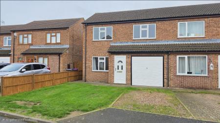 Larch Way, Southfields, Sleaford, NG34