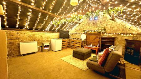 4 bedroom Detached house for sale in Lincoln Road, Ruskington, NG34