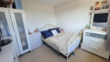 4 bedroom Detached house for sale in Lincoln Road, Ruskington, NG34