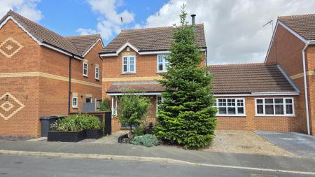 Lomax Drive, Sleaford, NG34