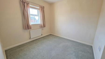 4 bedroom Semi-detached house for sale in Lothian Way, Greylees, NG34