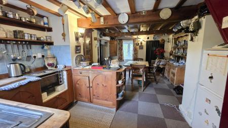 2 bedroom Semi-detached house for sale in Main Street, Dorrington, LN4