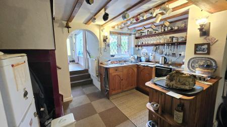 2 bedroom Semi-detached house for sale in Main Street, Dorrington, LN4