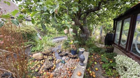 2 bedroom Semi-detached house for sale in Main Street, Dorrington, LN4