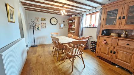 5 bedroom Character Property for sale in Main Street, Scredington, NG34