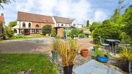 5 bedroom Character Property for sale in Main Street, Scredington, NG34