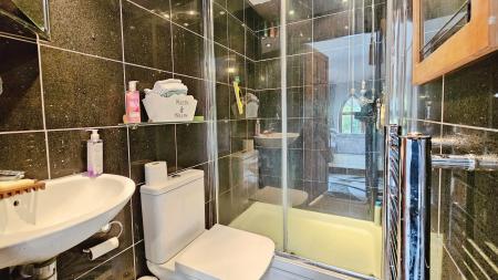 5 bedroom Character Property for sale in Main Street, Scredington, NG34