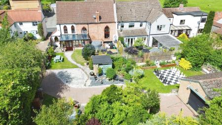 5 bedroom Character Property for sale in Main Street, Scredington, NG34