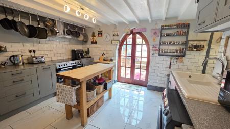 5 bedroom Character Property for sale in Main Street, Scredington, NG34