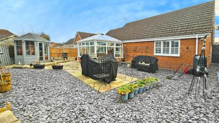 2 bedroom Detached bungalow for sale in Maple Grove, Heckington, NG34