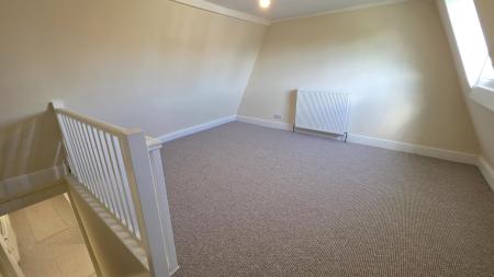 4 bedroom Cottage for sale in Market Place, Folkingham, NG34