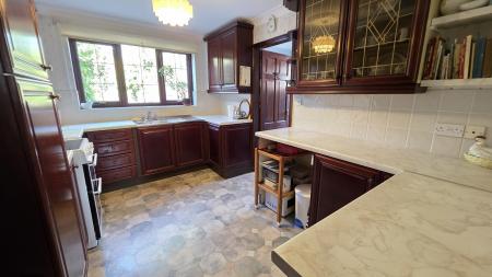 4 bedroom Detached house for sale in North Fen Road, Helpringham, NG34