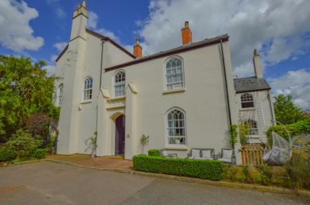 Old Place, Sleaford, NG34