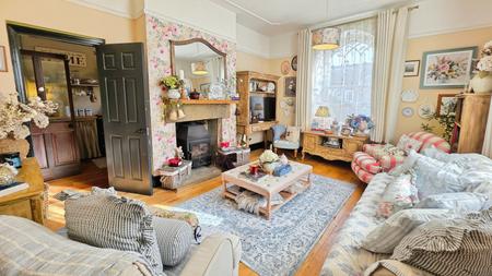 Old Place, Sleaford, NG34