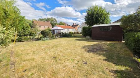 4 bedroom Detached bungalow for sale in Rectory Road, Ruskington, NG34