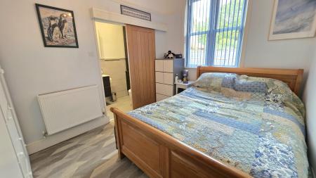 4 bedroom Detached bungalow for sale in Rectory Road, Ruskington, NG34