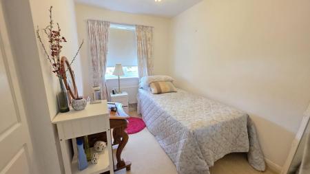 4 bedroom Detached house for sale in Rookery Avenue, Sleaford, NG34