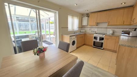3 bedroom Detached house for sale in Rowan Close, Sleaford, NG34