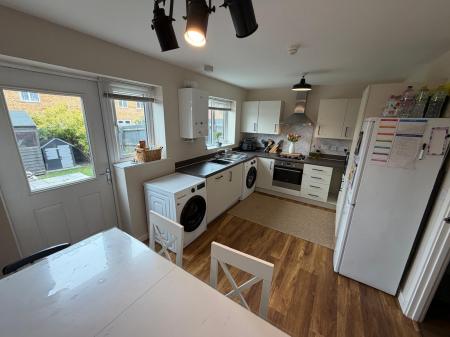 3 bedroom End of terrace house for sale in Snow Close, Sleaford, NG34