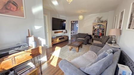 3 bedroom End of terrace house for sale in Snow Close, Sleaford, NG34