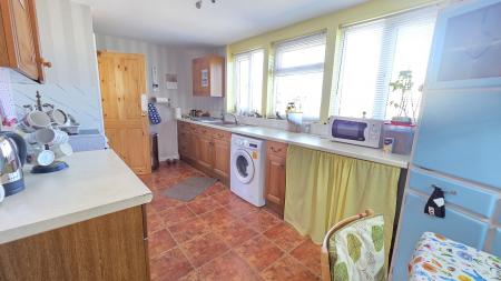 2 bedroom Semi-detached house for sale in St Clements, Rowston, LN4