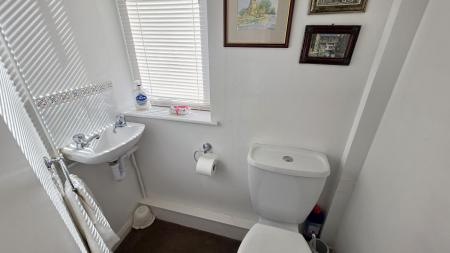 3 bedroom Semi-detached house for sale in St Denys Avenue, Sleaford, NG34