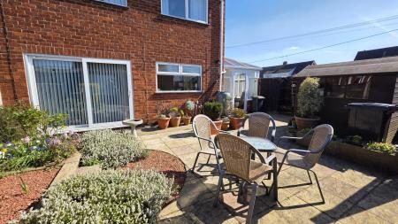 3 bedroom Semi-detached house for sale in St Denys Avenue, Sleaford, NG34