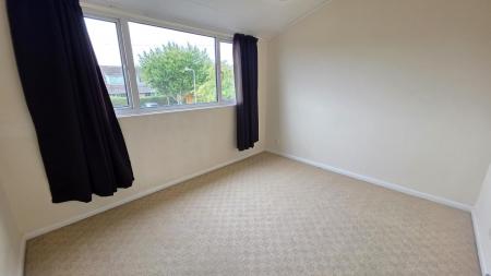 3 bedroom Semi-detached house for sale in St Michaels Walk, Sleaford, NG34