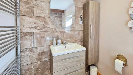 4 bedroom Barn Conversion for sale in Station Road, Timberland, LN4