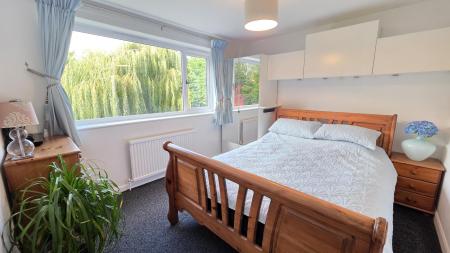 4 bedroom Detached house for sale in The Drove, Sleaford, NG34