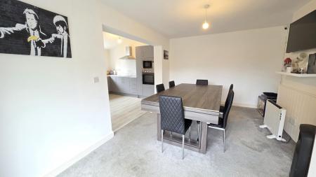 3 bedroom Detached house for sale in West Banks, Sleaford, NG34