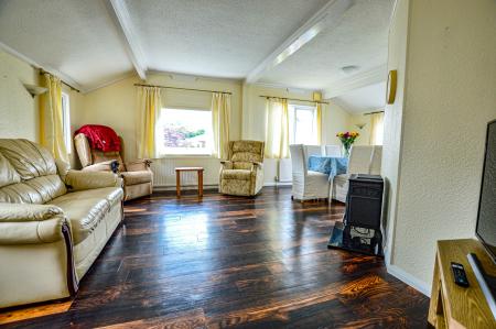 2 bedroom Park home for sale in Westgate Park, Sleaford, NG34