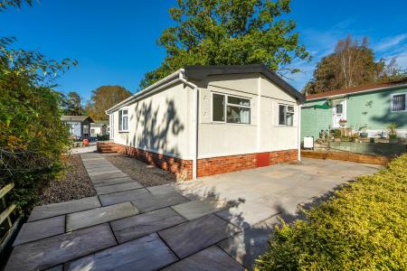 2 bedroom Park home for sale in Westgate Park, Sleaford, NG34