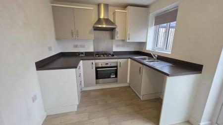 2 bedroom Terraced House for sale in Whittle Road, Sleaford, NG34