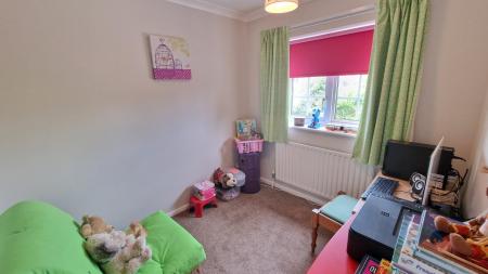 4 bedroom Detached house for sale in Windsor Close, Sleaford, NG34